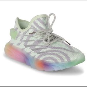 WOMEN'S WANTED GALAXY SNEAKERS